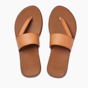 Women’s brown leather Reef sandals size 8